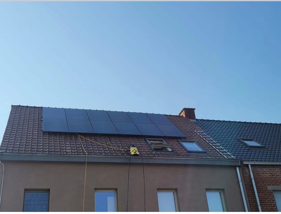Zonnepanelen op pannendak