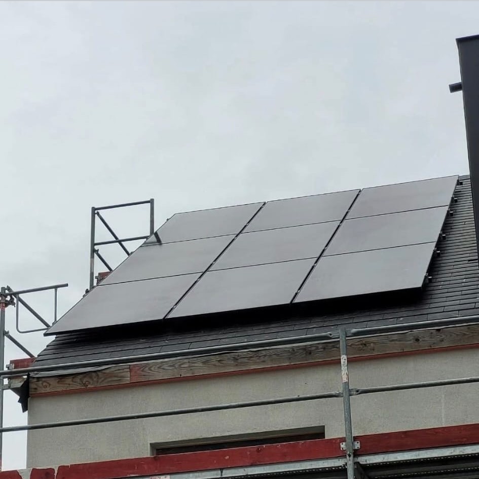 Zonnepanelen realisatie 4 — Renibo Bouw